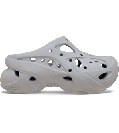 Caged Clog
